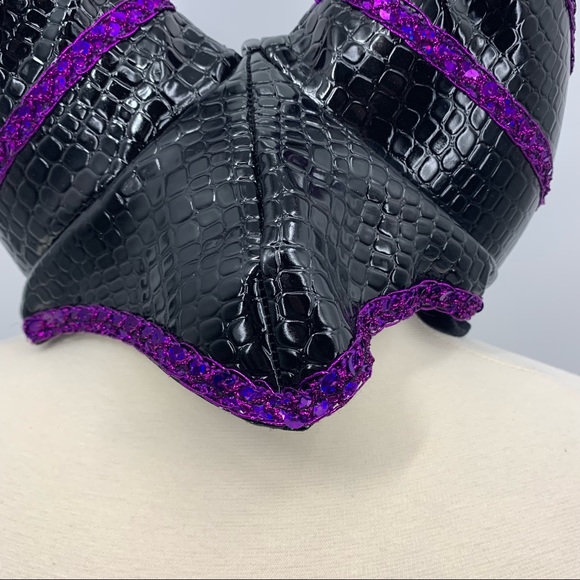 Maleficent Horned Headress for Costume - Picture 3 of 13